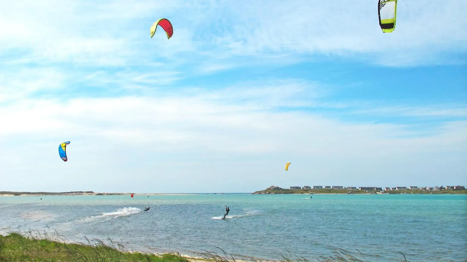 Holiday Home Kernic Ty By Interhome Plounévez-Lochrist